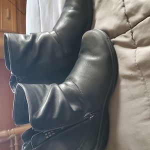 Hotter Whisper Boots    6 1/2   Black